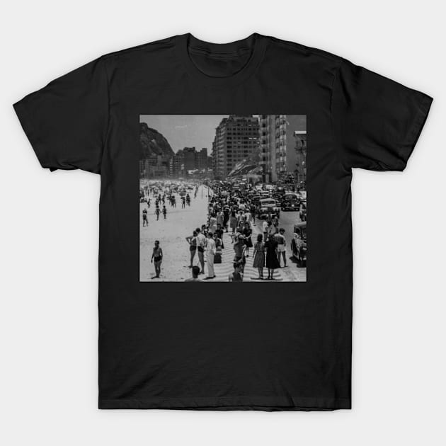 Copacabana Rio Brazil 1940s T-Shirt by Lobo Del Noir